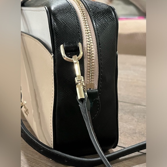 Kate Spade ♠️ Crossbody bag - Picture 2 of 13